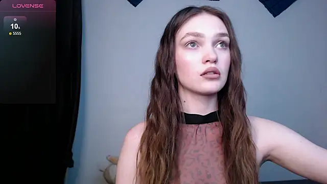 stellapayne1 online show from March 7, 2025, 5:38 pm