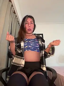 Snapshot of Yerucita chatting on May 24, 2026, 9:36 am Yerucita online show from May 24, 2026, 9:36 am