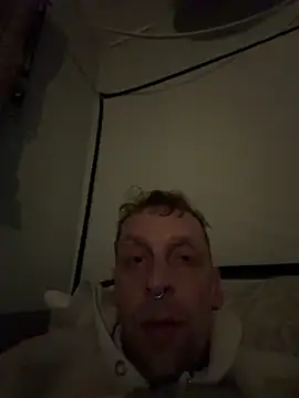 Snapshot of pillepallex84x chatting on February 18, 2026, 11:01 pm pillepallex84x online show from February 18, 2026, 11:01 pm