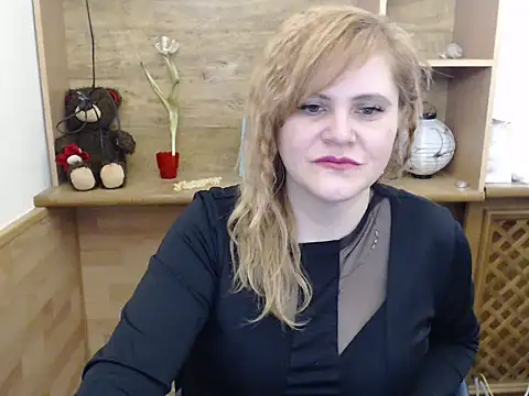 DaniellaKiss online show from March 18, 2026, 12:08 pm