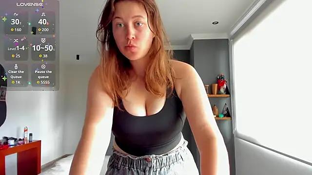 jessica tenderly online show from November 3, 2025, 5:03 pm