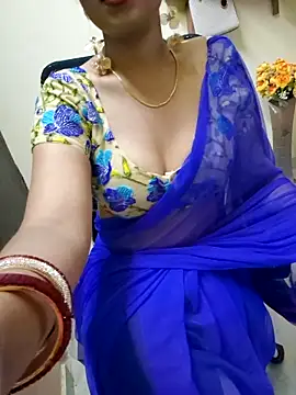 Snapshot of Roja-Telugu777 chatting on March 7, 2025, 4:35 am Roja-Telugu777 online show from March 7, 2025, 4:35 am
