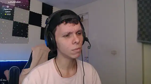 bryamado69 online show from November 26, 2025, 3:51 am