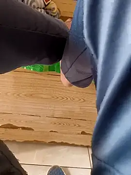 Gururonny07 online show from March 9, 2025, 3:43 am