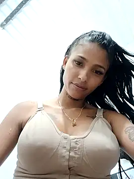 Antonellasmith00 online show from February 14, 2025, 4:31 pm