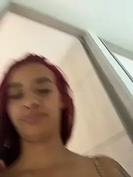 Laura fernandezII online show from January 8, 2026, 8:00 pm