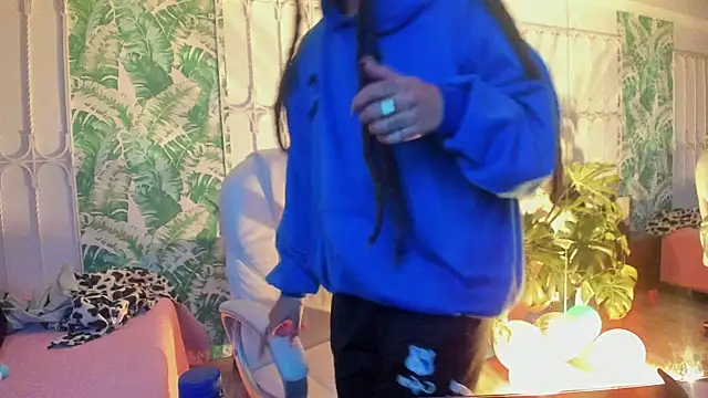  sharlotte777 online show from January 12, 2026, 4:18 am