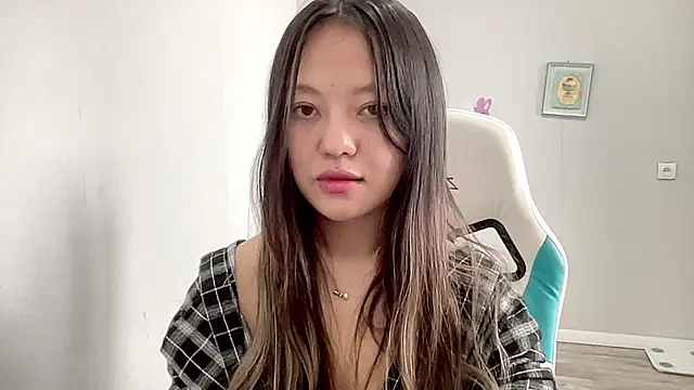 Risalynn online show from January 31, 2025, 2:37 am