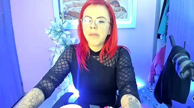 Snapshot of KAROL_MILF chatting on March 18, 2025, 1:10 am KAROL MILF online show from March 18, 2025, 1:10 am