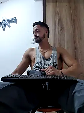 Snapshot of MAXIMUS_MASTE3 chatting on February 2, 2025, 3:54 am MAXIMUS MASTE3 online show from February 2, 2025, 3:54 am