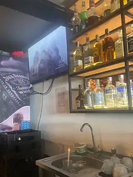 Snapshot of Miaa_coopeer chatting on January 14, 2025, 8:59 pm Miaa coopeer online show from January 14, 2025, 8:59 pm