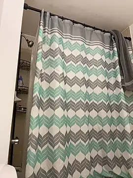 islandvybee55 online show from January 26, 2025, 3:58 pm