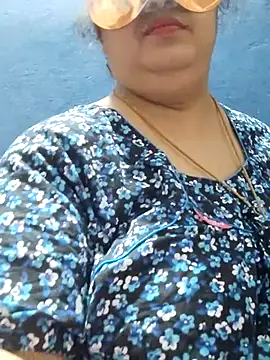 tamilthanushri online show from February 15, 2025, 2:37 am