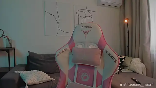 aesthetics  tease online show from March 1, 2026, 4:25 am