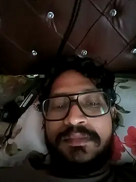 Snapshot of gym_lover076 chatting on December 23, 2025, 6:44 am gym lover076 online show from December 23, 2025, 6:44 am