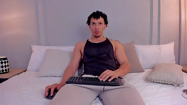 Dominick star online show from January 8, 2026, 4:26 am