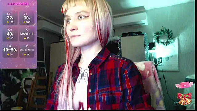 Snapshot of mischellemeow13 chatting on December 14, 2025, 12:38 am mischellemeow13 online show from December 14, 2025, 12:38 am