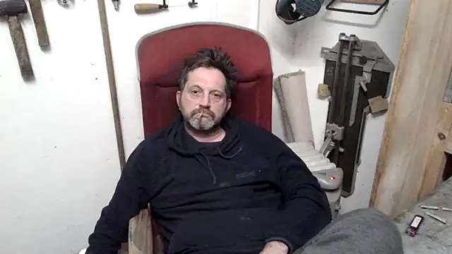 Snapshot of Vernalot_76 chatting on February 14, 2025, 7:02 pm Vernalot 76 online show from February 14, 2025, 7:02 pm