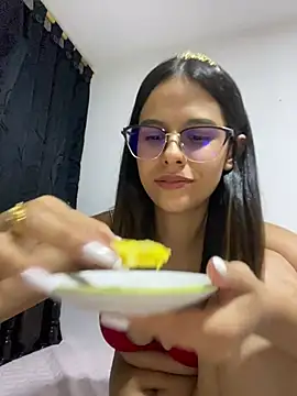 Snapshot of mar_sweett1 chatting on May 27, 2026, 1:57 am mar sweett1 online show from May 27, 2026, 1:57 am