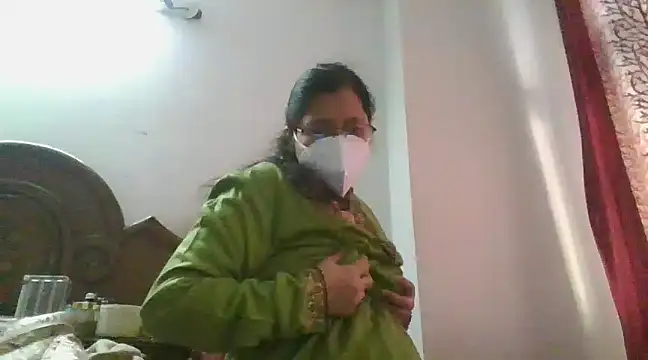 cutiecatty21 online show from December 2, 2024, 10:07 am