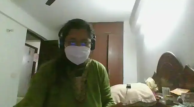 cutiecatty21 online show from December 4, 2024, 2:15 pm