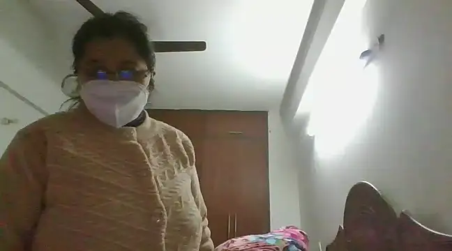 cutiecatty21 online show from December 14, 2024, 2:42 pm