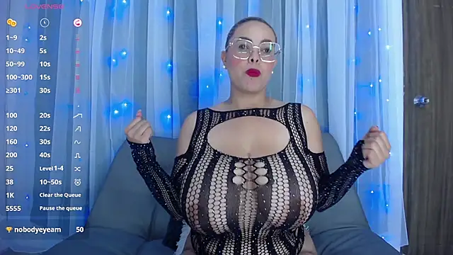 AdelyGinn online show from January 25, 2025, 2:03 pm