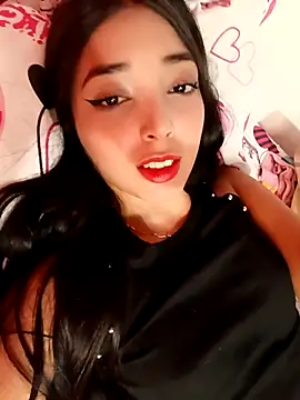 SHARLOTTE MORGAN online show from May 13, 2026, 2:31 am