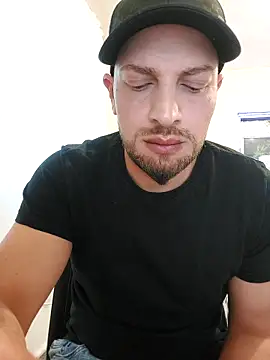 JasonKlove online show from April 18, 2026, 11:58 am