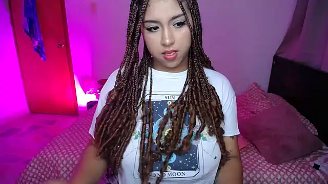 Snapshot of barbara_falcons chatting on December 26, 2024, 2:22 am barbara falcons online show from December 26, 2024, 2:22 am