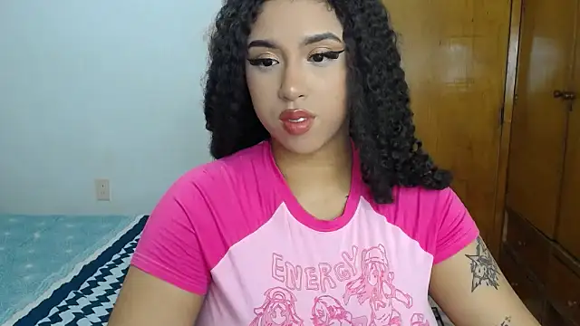 Snapshot of barbara_falcons chatting on February 27, 2025, 5:24 am barbara falcons online show from February 27, 2025, 5:24 am