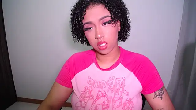 Snapshot of barbara_falcons chatting on October 2, 2025, 2:40 am barbara falcons online show from October 2, 2025, 2:40 am