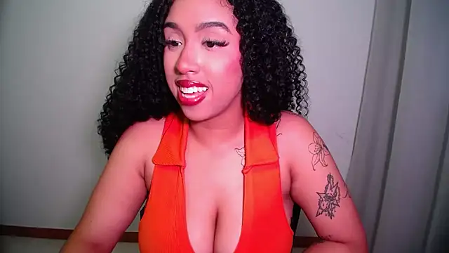 Snapshot of barbara_falcons chatting on October 16, 2025, 4:35 am barbara falcons online show from October 16, 2025, 4:35 am