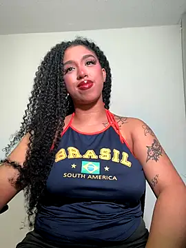 Snapshot of barbara_falcons chatting on October 20, 2025, 5:30 am barbara falcons online show from October 20, 2025, 5:30 am