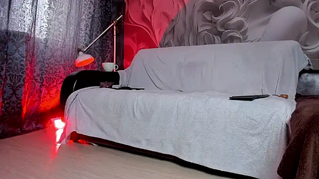 Snapshot of IrenePearcy chatting on February 13, 2025, 8:38 am IrenePearcy online show from February 13, 2025, 8:38 am