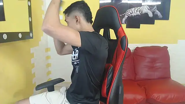 Snapshot of jose_sexycumm chatting on January 13, 2025, 8:04 pm jose sexycumm online show from January 13, 2025, 8:04 pm