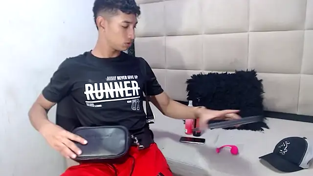 Snapshot of jose_sexycumm chatting on February 4, 2025, 8:06 pm jose sexycumm online show from February 4, 2025, 8:06 pm