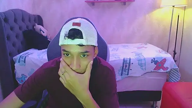 Snapshot of jose_sexycumm chatting on February 20, 2025, 7:19 pm jose sexycumm online show from February 20, 2025, 7:19 pm