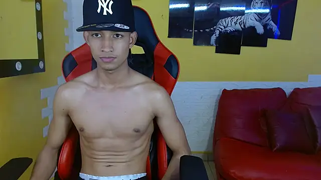 Snapshot of jose_sexycumm chatting on March 10, 2025, 10:55 pm jose sexycumm online show from March 10, 2025, 10:55 pm