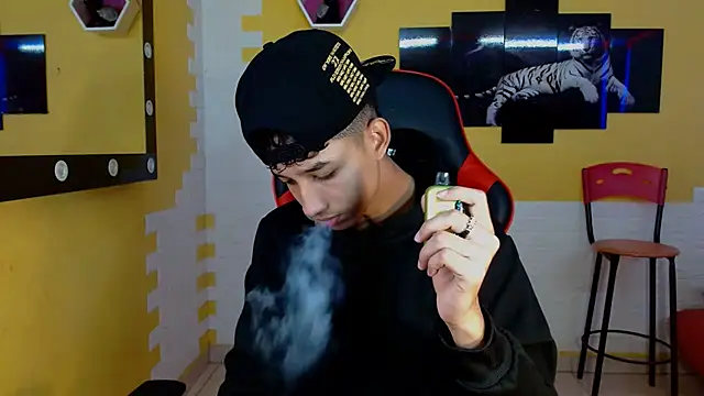 Snapshot of jose_sexycumm chatting on March 16, 2025, 7:17 pm jose sexycumm online show from March 16, 2025, 7:17 pm