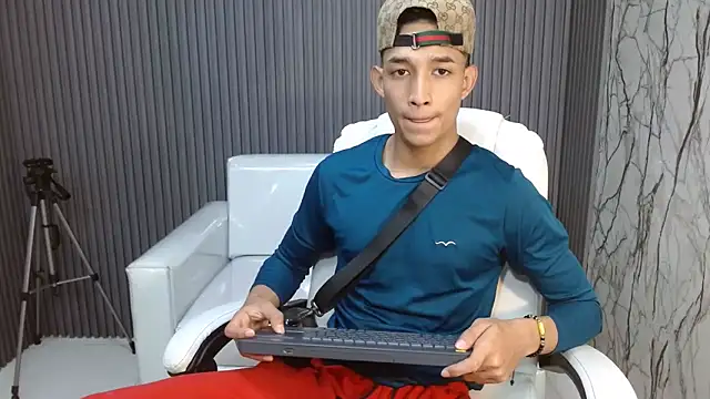 Snapshot of jose_sexycumm chatting on September 8, 2025, 7:13 pm jose sexycumm online show from September 8, 2025, 7:13 pm