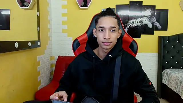 Snapshot of jose_sexycumm chatting on September 28, 2025, 8:47 pm jose sexycumm online show from September 28, 2025, 8:47 pm