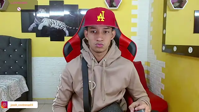 Snapshot of jose_sexycumm chatting on October 17, 2025, 8:11 pm jose sexycumm online show from October 17, 2025, 8:11 pm