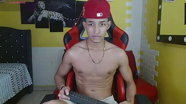 Snapshot of jose_sexycumm chatting on October 22, 2025, 7:35 pm jose sexycumm online show from October 22, 2025, 7:35 pm