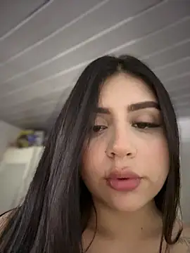 iam ali1 online show from December 4, 2025, 4:33 am