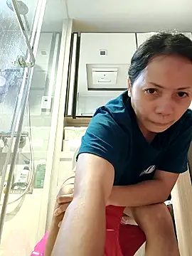 doggiepossession online show from October 28, 2025, 4:49 am