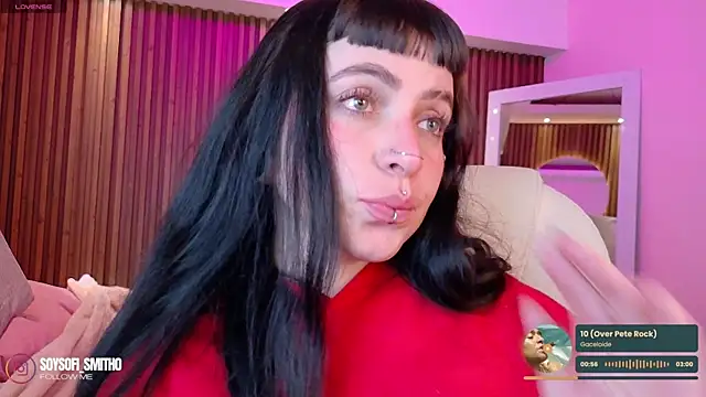 Lucy Smith2 online show from November 22, 2025, 4:22 am