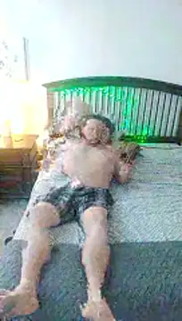 Boo-boo kittyfux online show from May 19, 2026, 2:23 pm