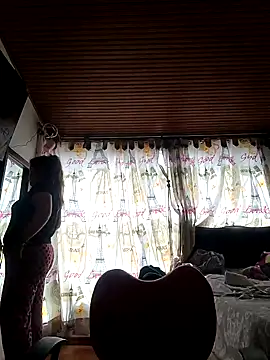 Snapshot of yajahil chatting on December 7, 2024, 2:57 pm yajahil online show from December 7, 2024, 2:57 pm