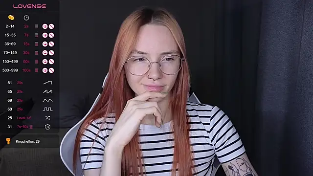 littlevildevil online show from November 17, 2025, 10:43 am